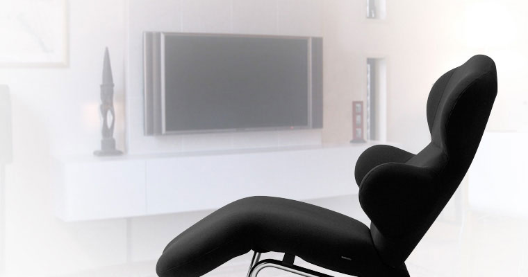 HUG LOUNGE CHAIR interior